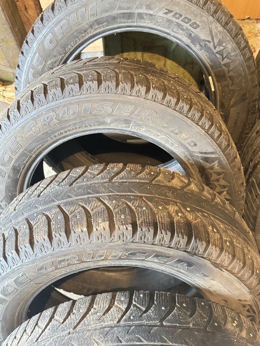 Резина r19 r17 продам