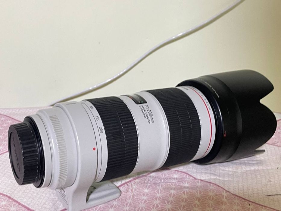 Obektiv Canon 70x200 holati zur