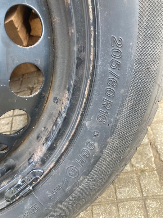 Зимни гуми 205/60/16