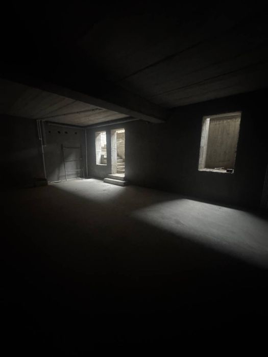 Бунедкор махалла коробка 2,5 сотки 5 комнат фасад 10 на 25 метров