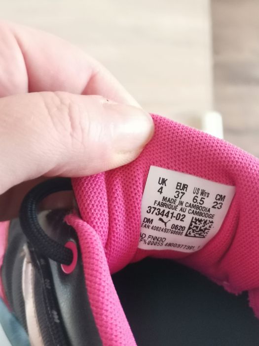 2 чифта маратонки Puma номер 36, цена за чифт 40 лв