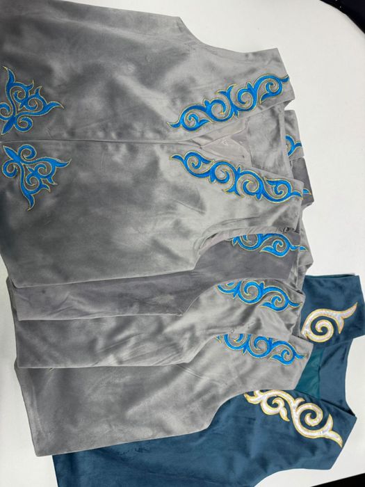 Камзолы для школьников