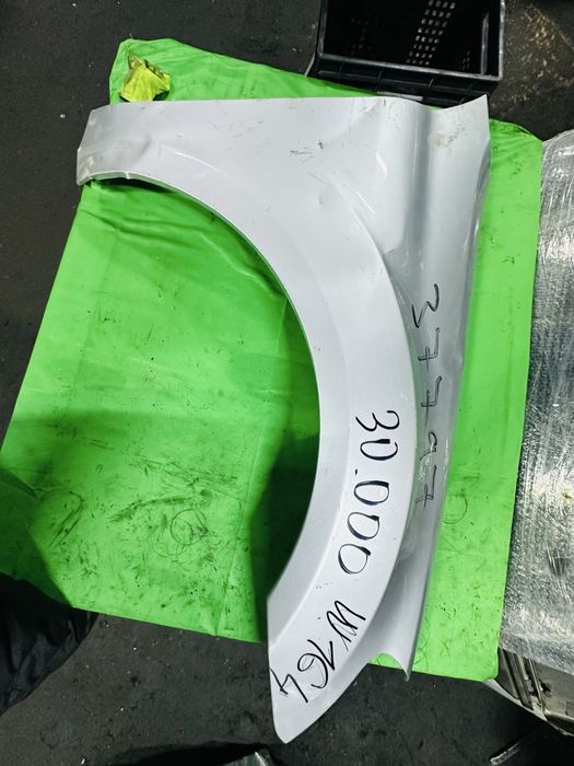 W164 правый крыло авторазбор мерседес бу оригинал запчасть