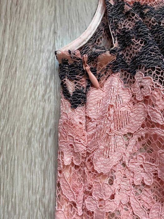 Дантелена рокля LIU JO