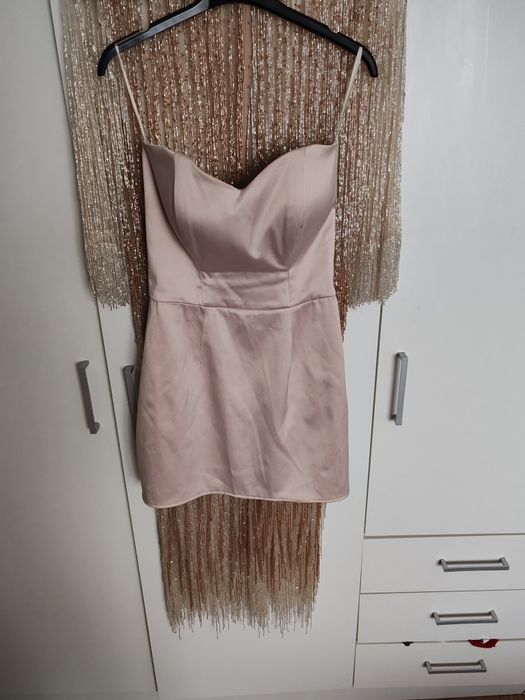 Rochie midi eleganta