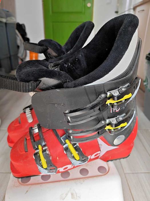 Clapari Atomic marimea 25,5