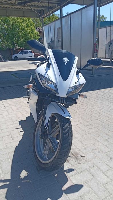 Yamaha yzf R 125