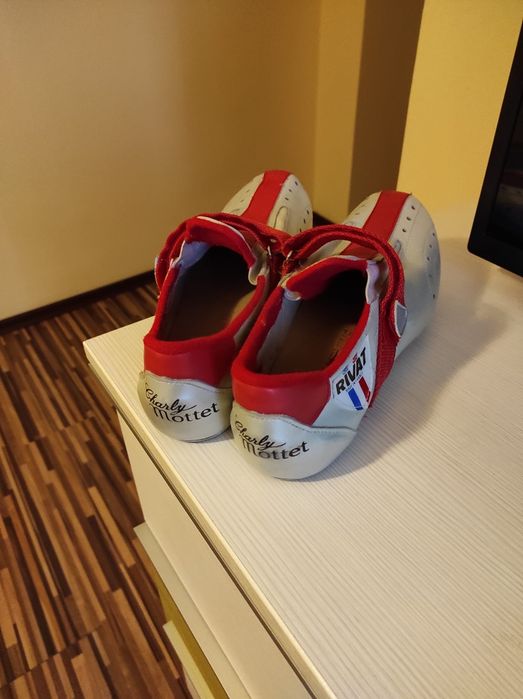 Ghete ciclism RIVAT, mărimea 42/43(27,5 cm)