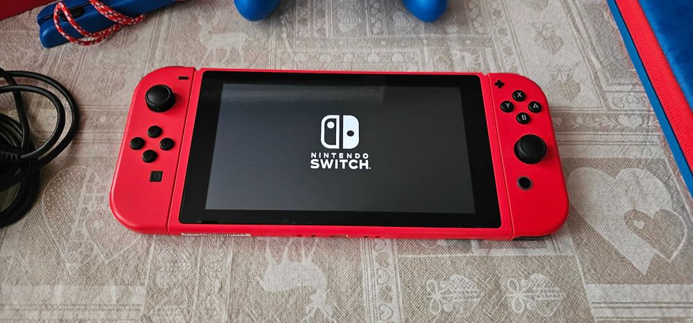 Nintendo Switch V2 - Mario Red & Blue (SPECIAL EDITION) +128GB карта