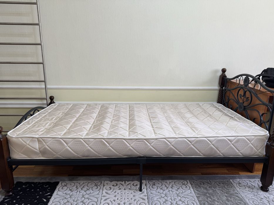 Продается кровать 2 шт