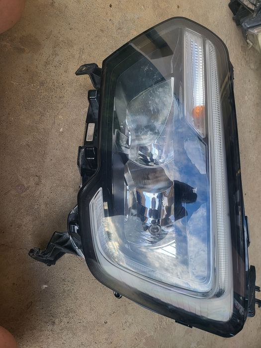 Far stânga Renault Master 4