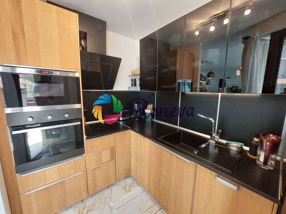 Продава се Тристаен апартамент в Варна, Бриз - 130 кв.м за 2307 €/кв.м - Снимка #6