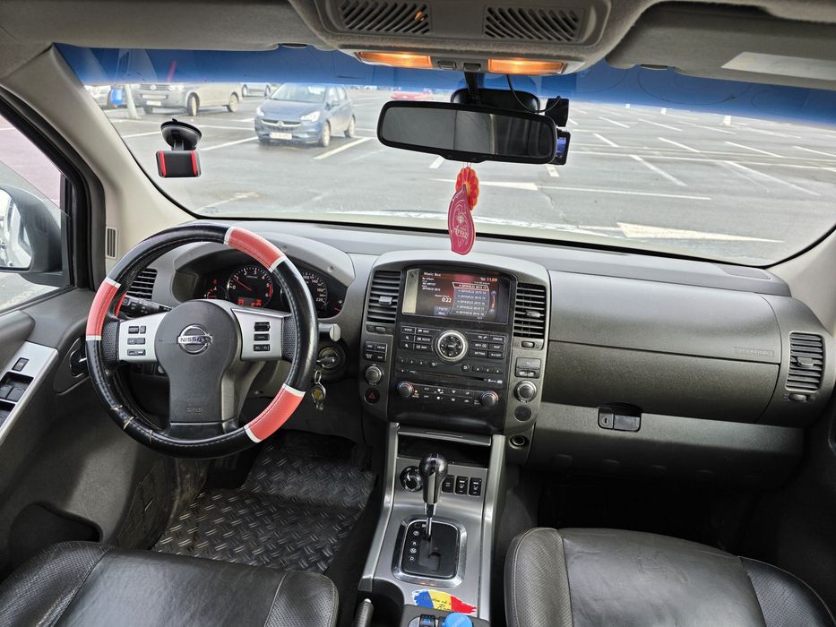 Nissan Navara 3.0d v6 4x4 2013