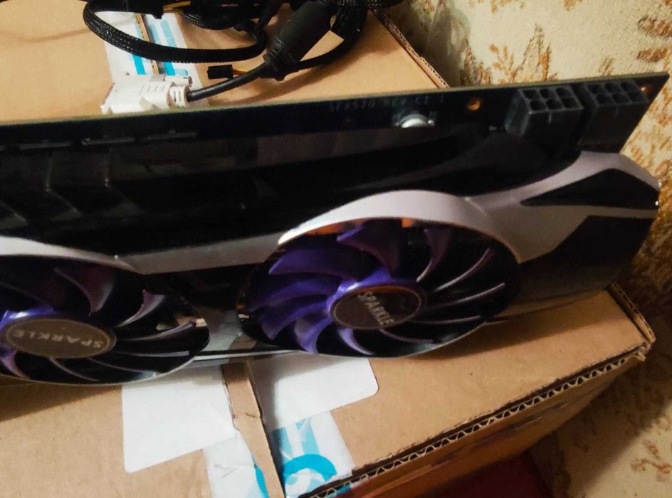 GTX 570 stare foarte buna