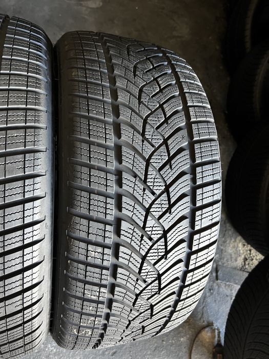 4 anvelope iarna 245/45/18 , GoodYear , DOT 2025 , 6-6.3 mm
