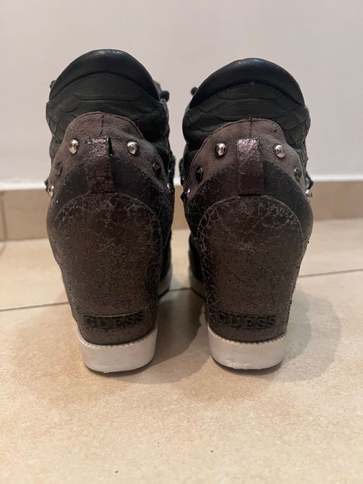 Дамски обувки Guess (37)