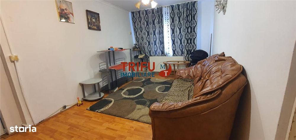 Apartament 3 camere de vanzare zona Dedeman