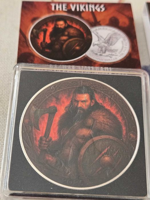 Цветни лимитирани сребърни  монети