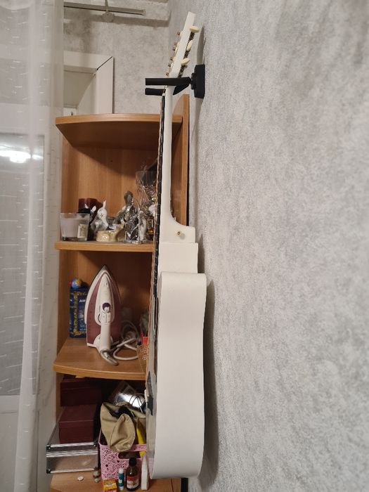 Акустическая гитара