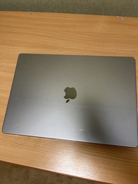 MacBook Pro 16″ (2021)