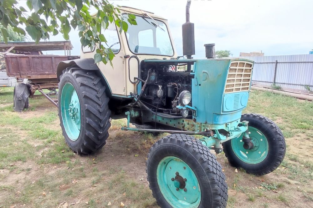 Продам Трактор ЮМЗ 6