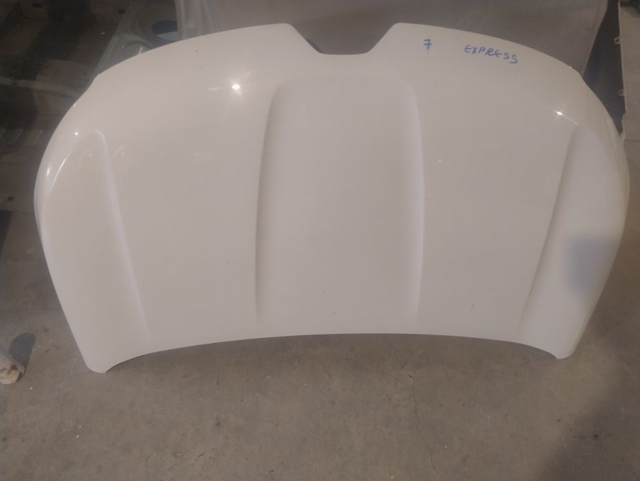 Capotă motor Renault Express