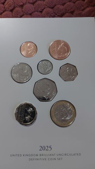 Колекционерски сет Чарлз 3 2025