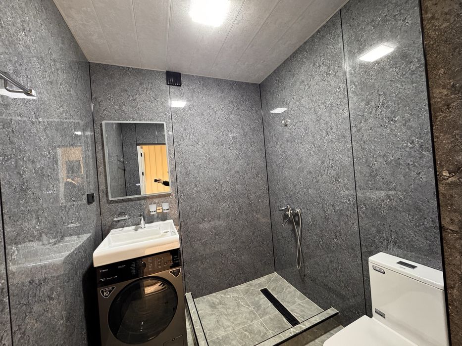 Sergili xon tepada 2 sotix 6 xona 180.000$