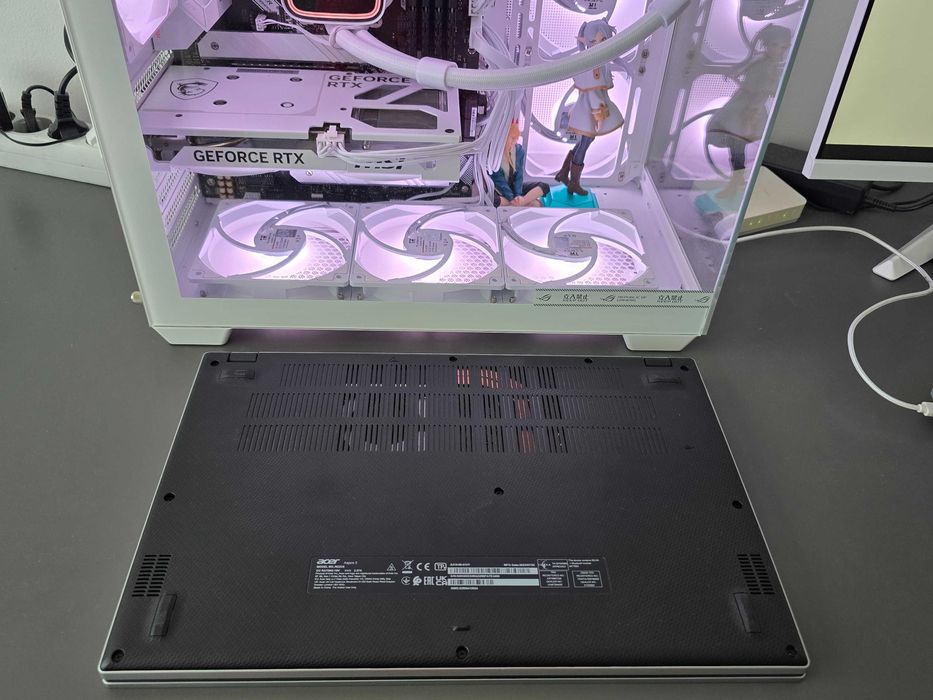 Лаптоп Acer Aspire 3, i7-1255U, 8GB RAM, 500gb SSD