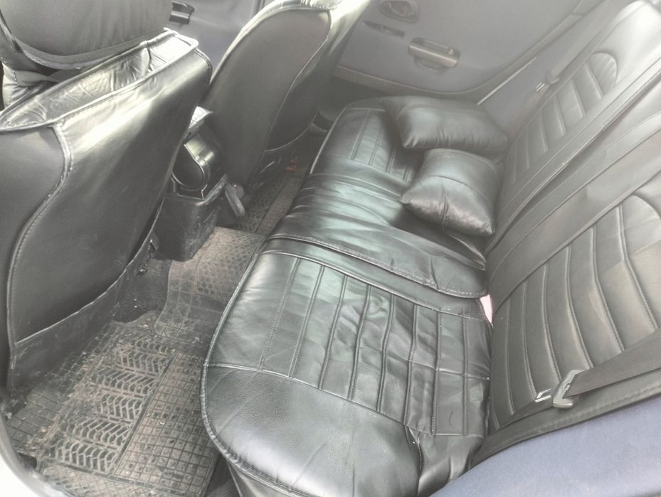 Продам Митсубиси каризма 2002