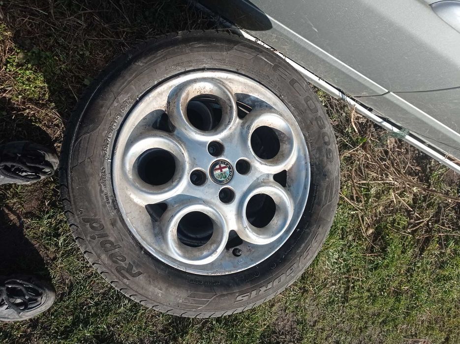 Джанти с гуми оригинални 15ки