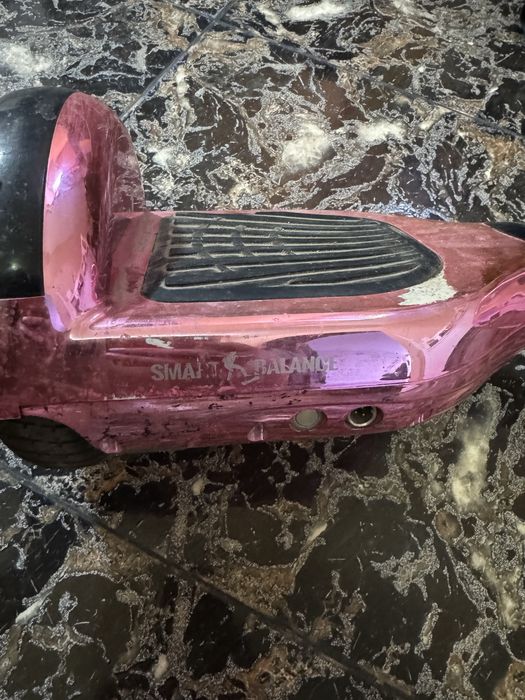 Hoverboard roz , functioneaza impecabil