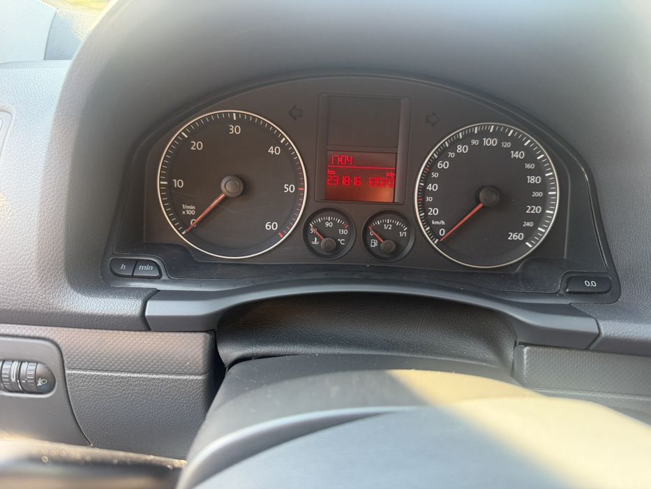 Volkswagen golf 5