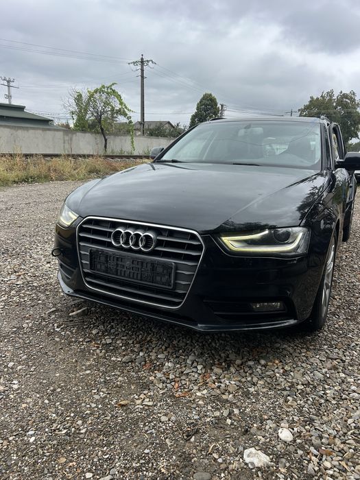 Bară față  completă  cu spălătoare faruri Audi A4 B8.5 facelift 2015
