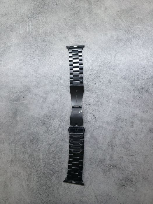 Метална каишка за Apple watch