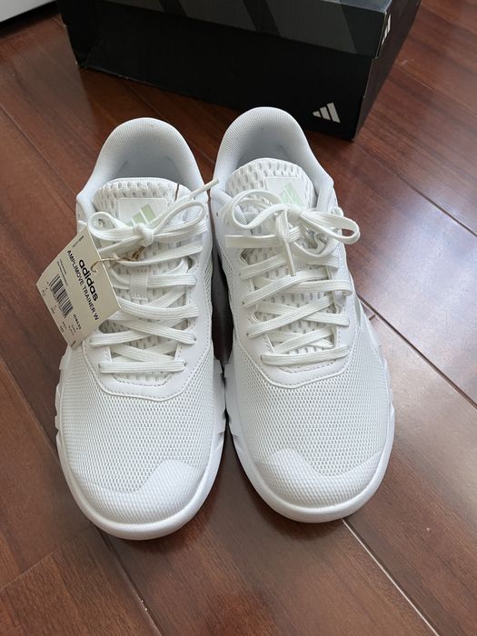 Кроссовки Adidas, оригинал, 39р.