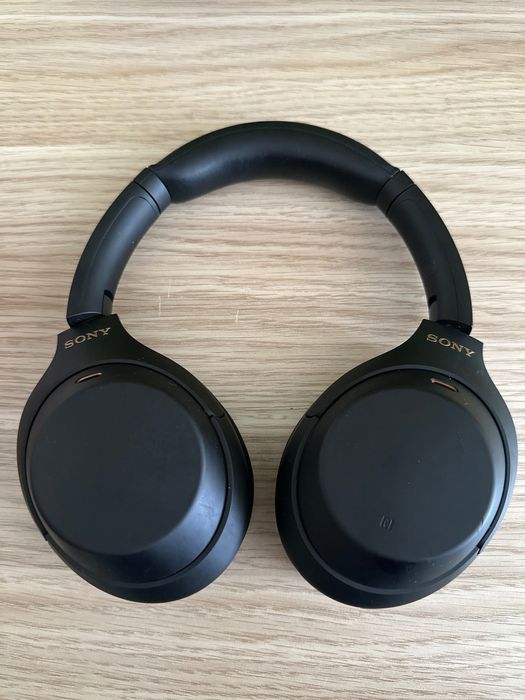 Наушники Sony WH-1000XM4