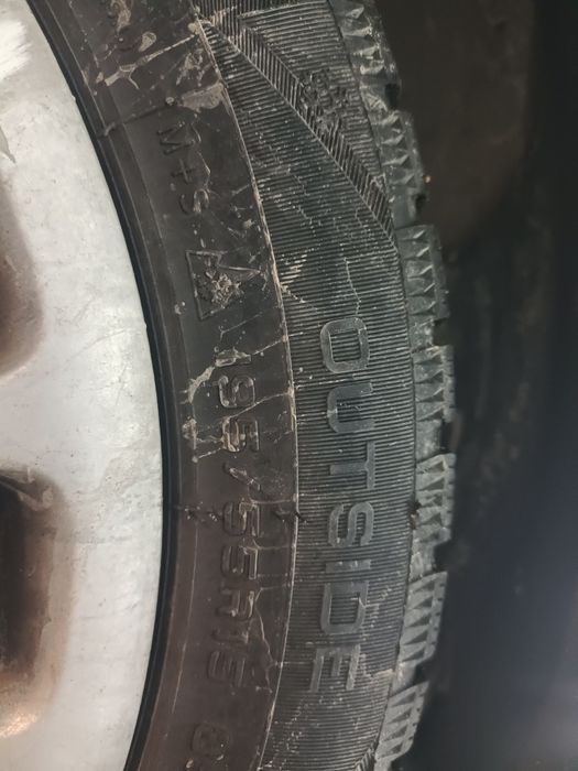 Продам шины с дисками