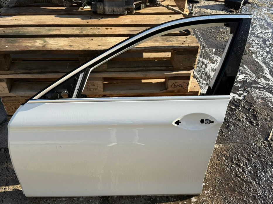 Usa stanga fata BMW seria 5 F10 F11