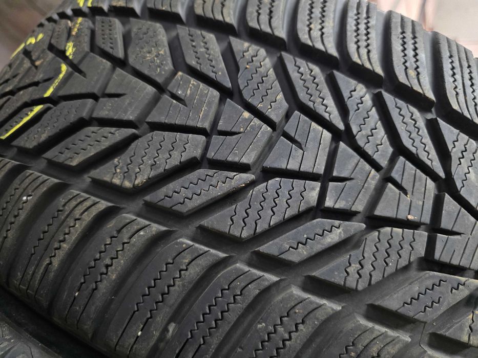 4бр Зимни гуми 235 45 18 - Hankook