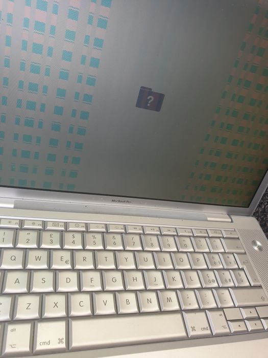 Alimentator Apple 50 ron, 1 MacBook si 2 MacBook Pro , pentru piese la 50 Ron/buc,  fara baterii.
