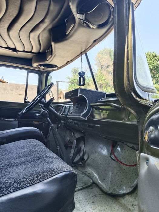 Srochno sotiladi zil