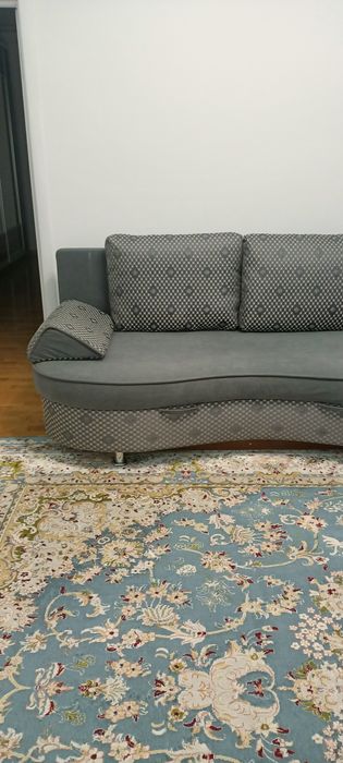 Продам диван в отличном состоянии