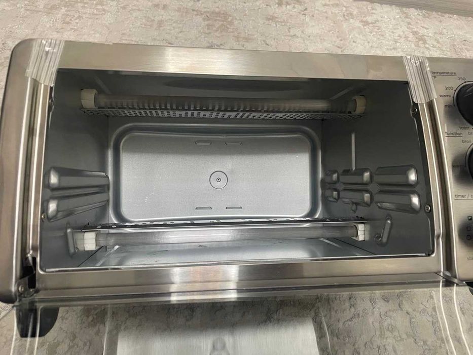 Mini pech sotiladi, yangi. Продается печь новый. Black Decker firmasi