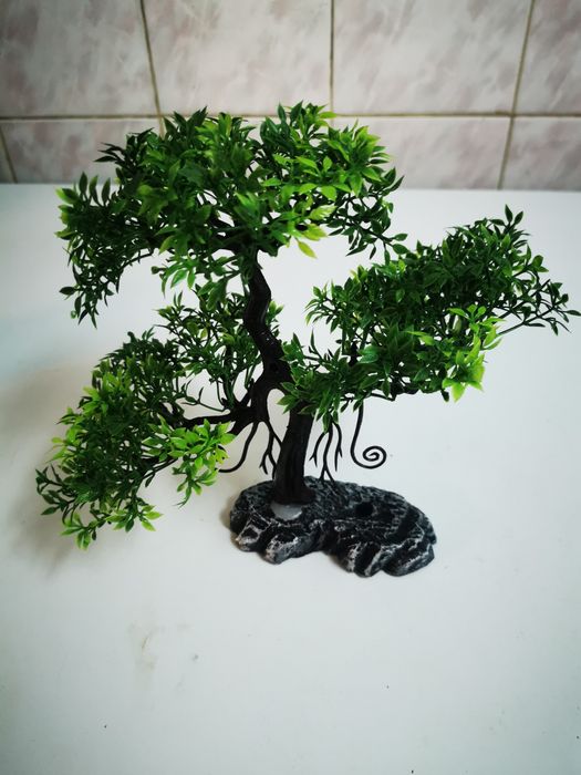 Copăcel de plastic,cu contragreutate, decor rezistent