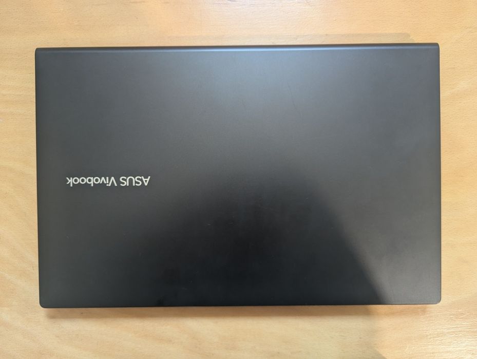 Asus Vivobook, încă în garanție