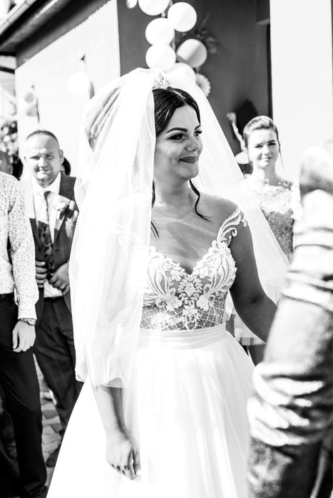 Rochie de mireasa ,ivory ! Stare perfecta !