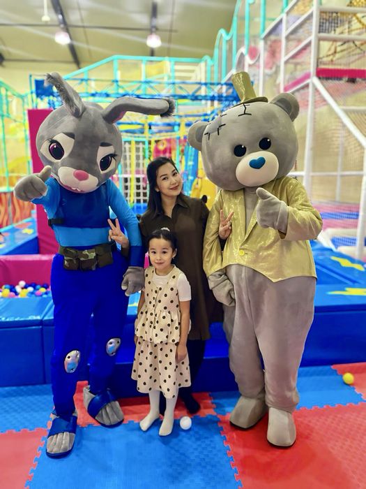 Аниматор киым сатылады