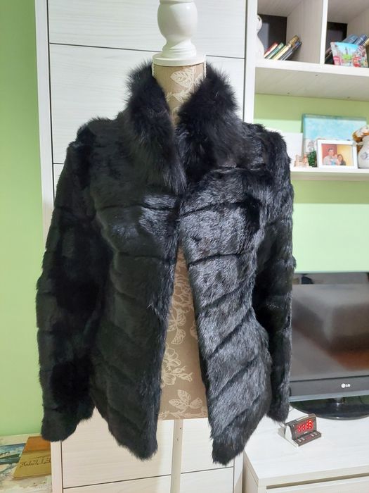 Haina de blană naturală