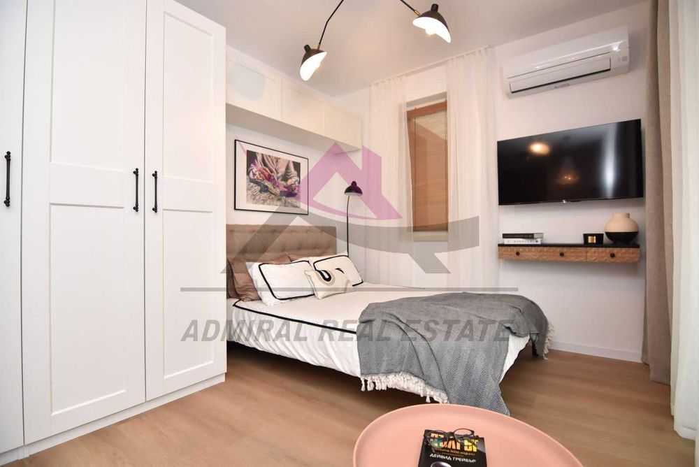 Продава се Едностаен апартамент в к.к. Св.Св. Константин и Елена - 40 кв.м за 3875 €/кв.м - Снимка #4